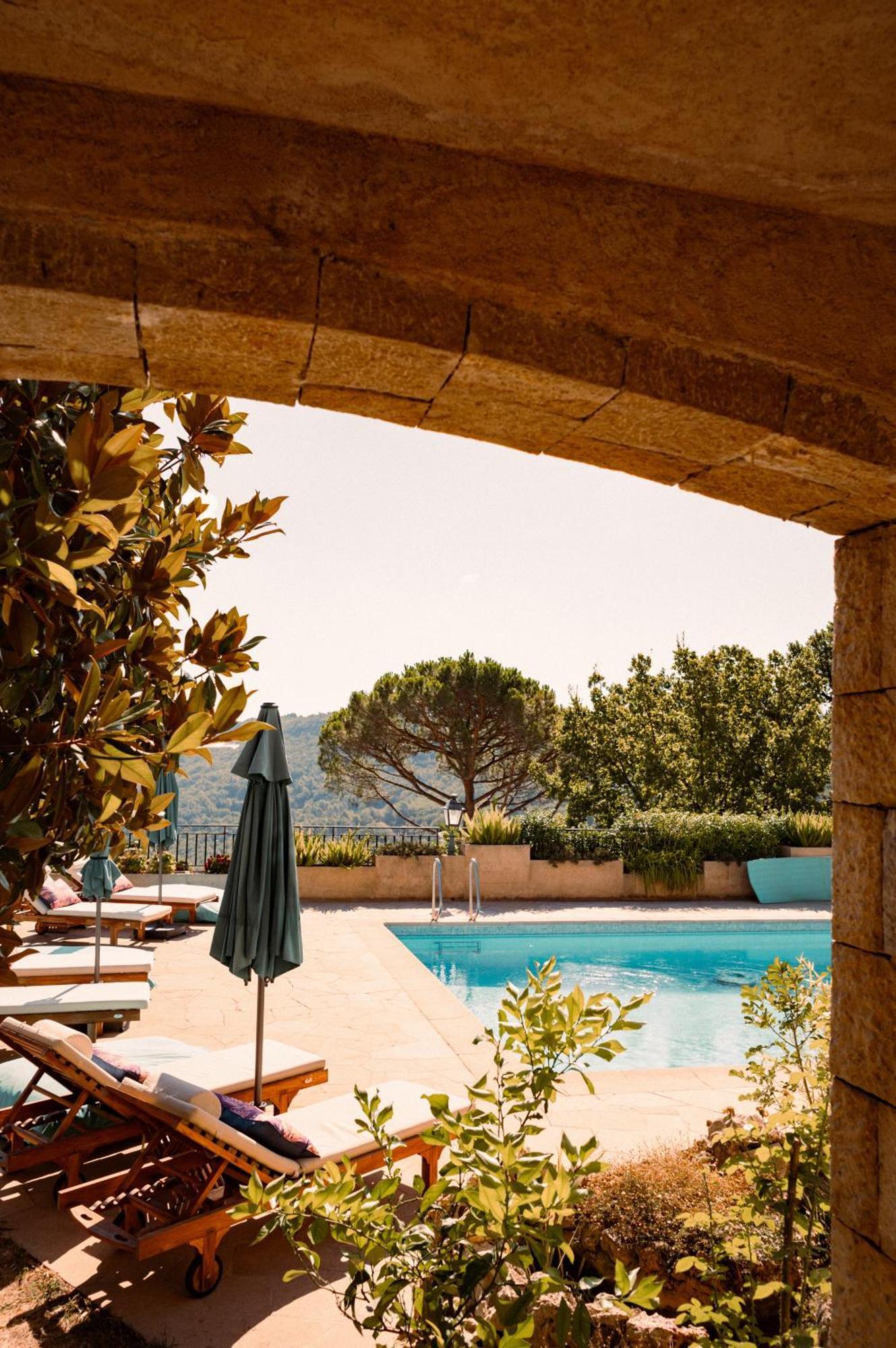 Loup Castel Boutique Hotel B&B Le Bar-sur-Loup Extérieur photo